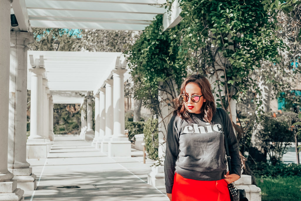 red skirt, sweatshirt, street style, sunglasses