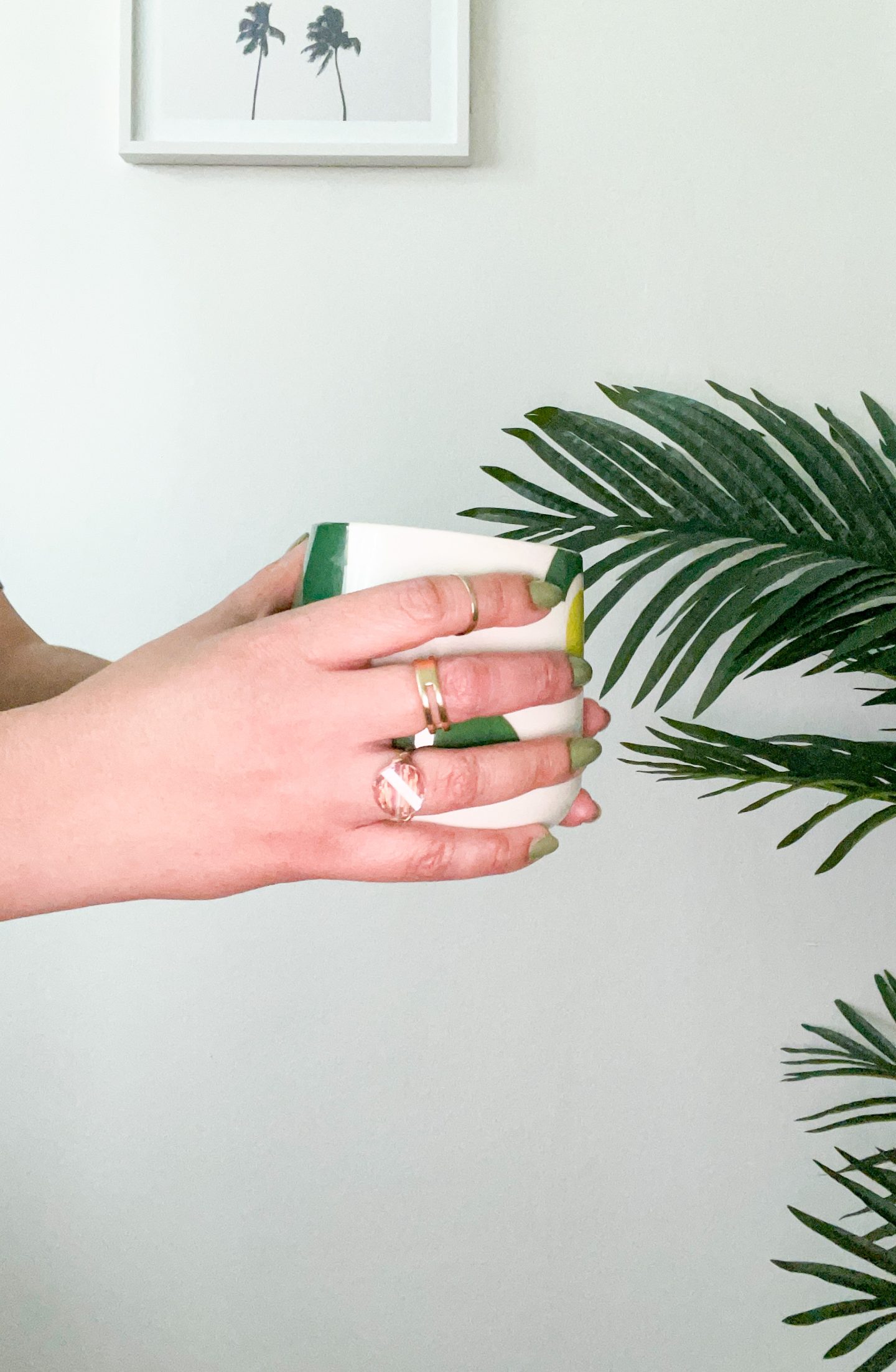 Gold rings mixed with gold gemstone ring. 